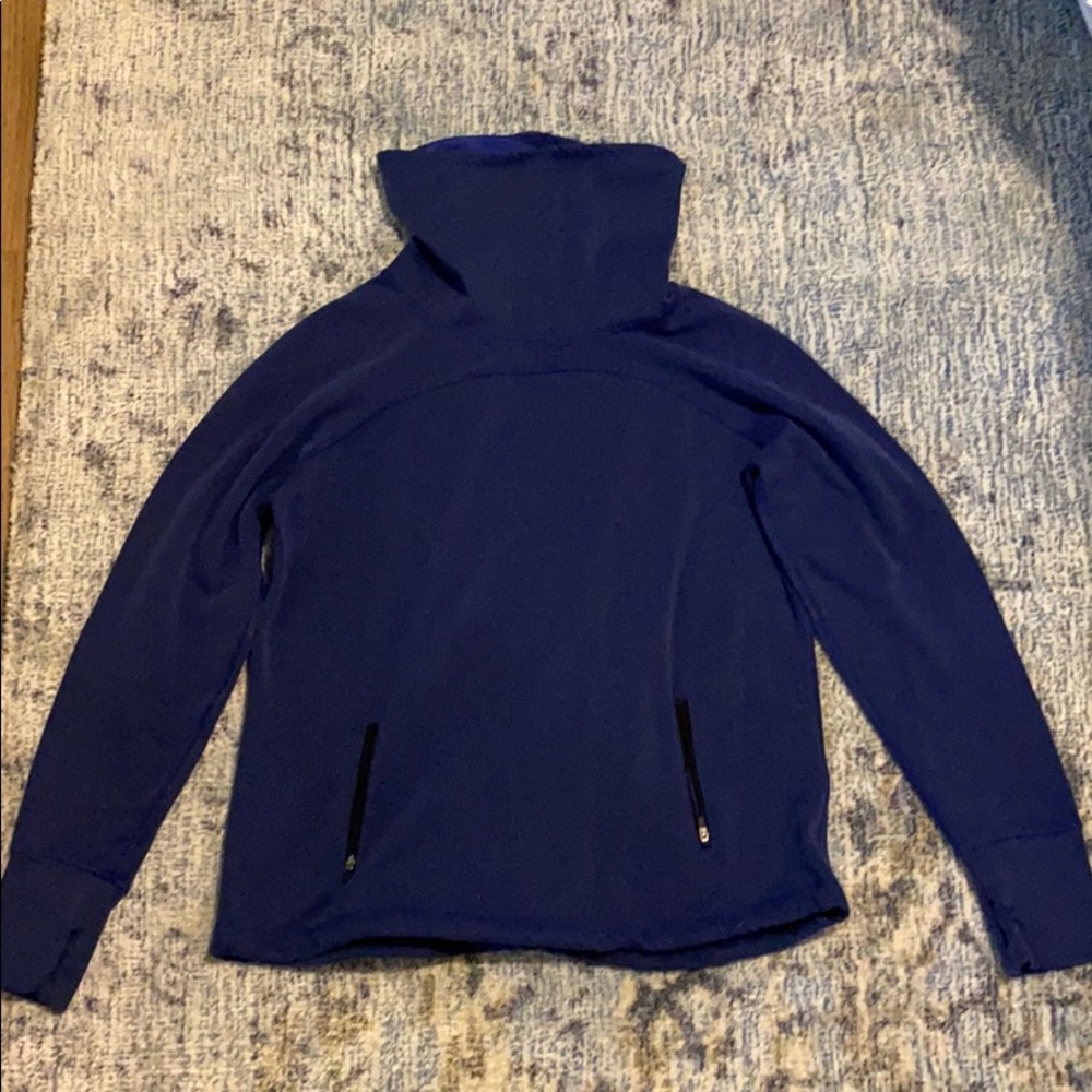 Forever 21 Blue Athletic Pullover Large